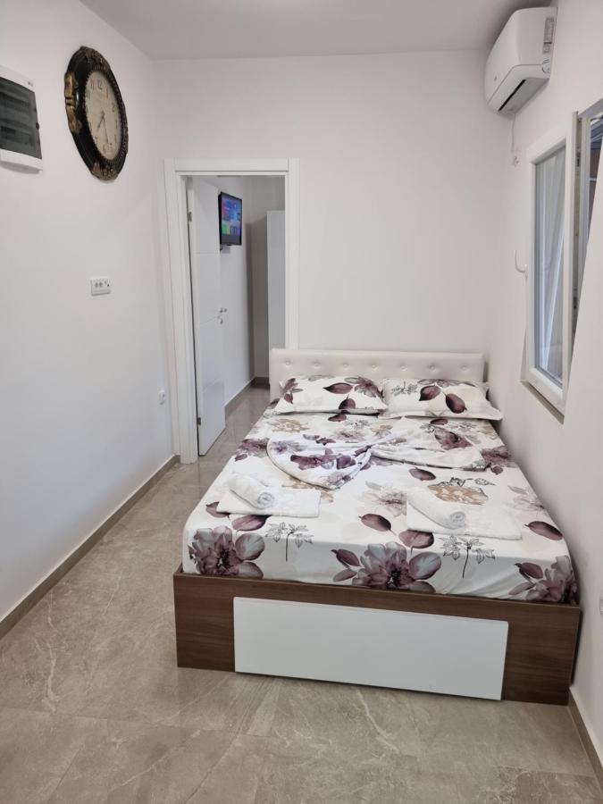 Ebra Lux Apartmani Dobra Voda Kültér fotó