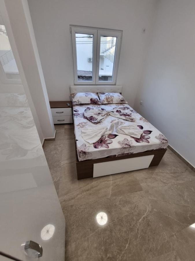 Ebra Lux Apartmani Dobra Voda Kültér fotó