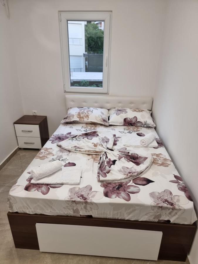 Ebra Lux Apartmani Dobra Voda Kültér fotó