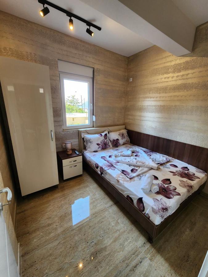 Ebra Lux Apartmani Dobra Voda Kültér fotó